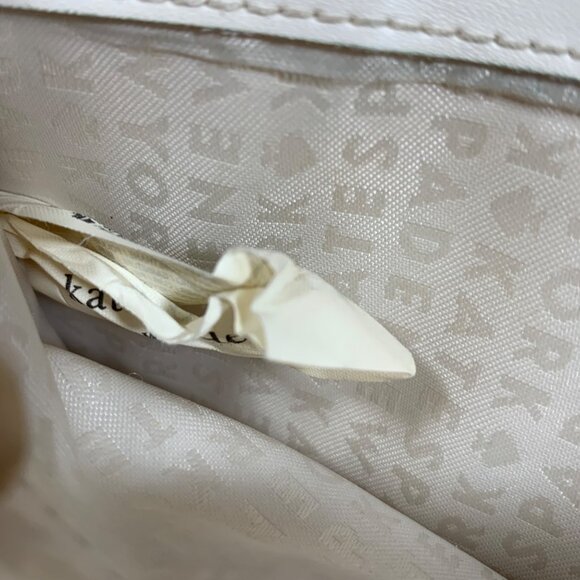 Kate Spade Cameron Street Stacy Bifold Raspberry Red Bifold Wallet Snap Closure - Picture 7 of 10